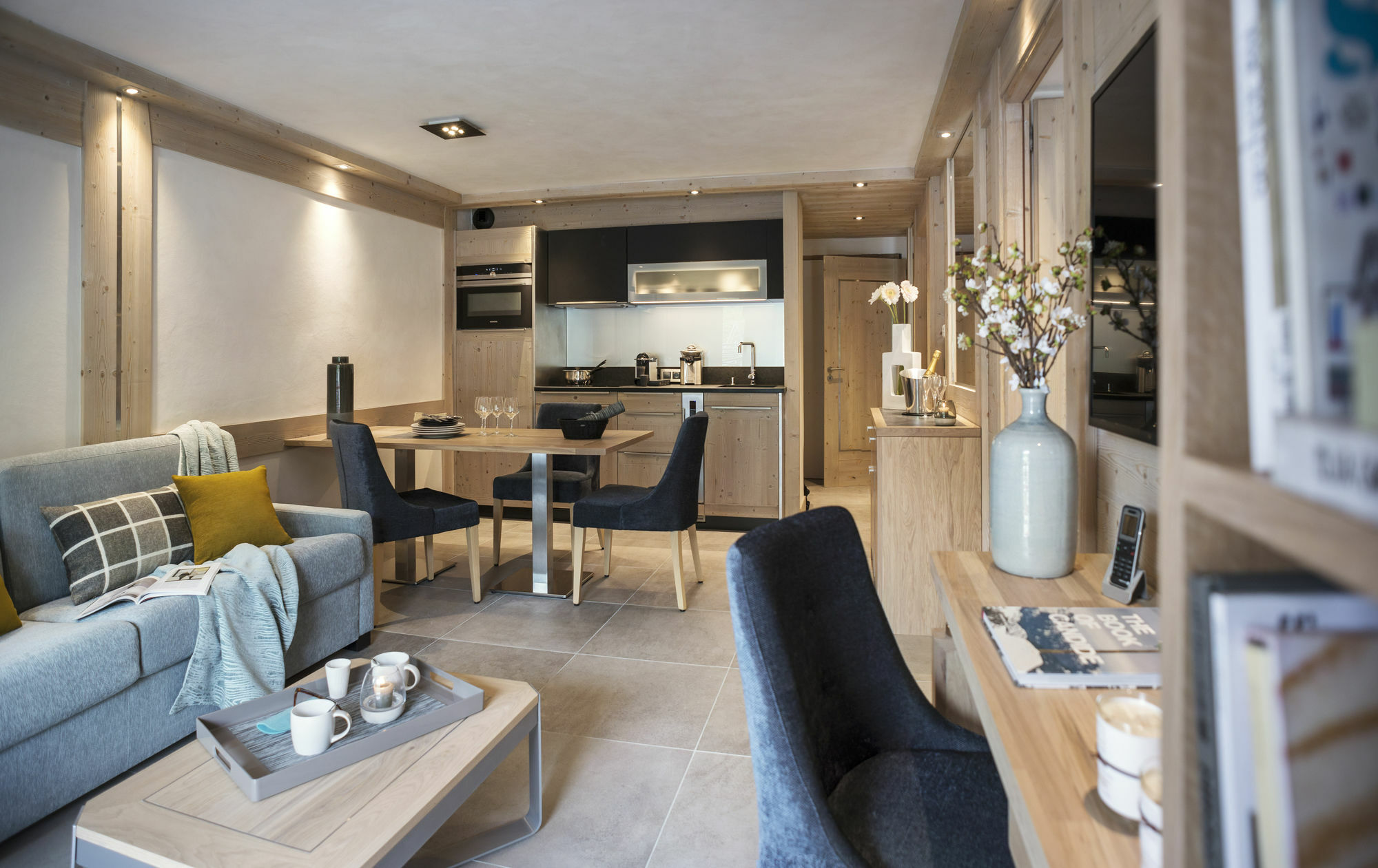 Mgm Hotels & Residences - Residence Le Roc Des Tours เลอกรองด์บอร์นอง ภายนอก รูปภาพ