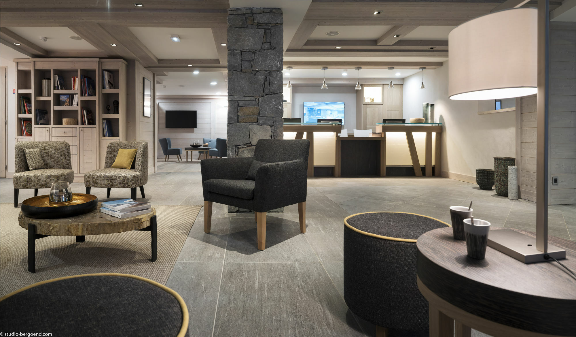 Mgm Hotels & Residences - Residence Le Roc Des Tours เลอกรองด์บอร์นอง ภายนอก รูปภาพ